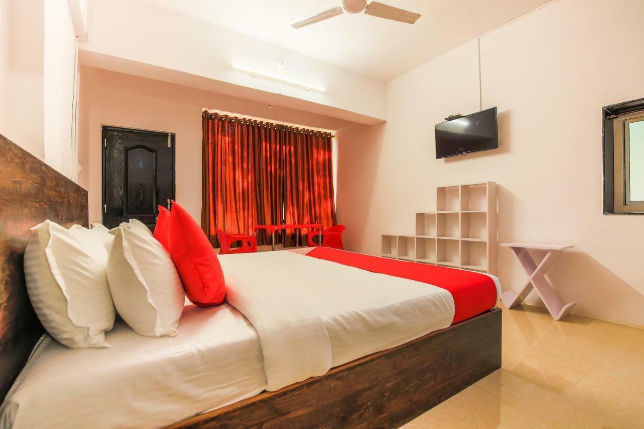 Oyo 16582 Oshin Holiday Care Hotel Мадгаон Екстериор снимка