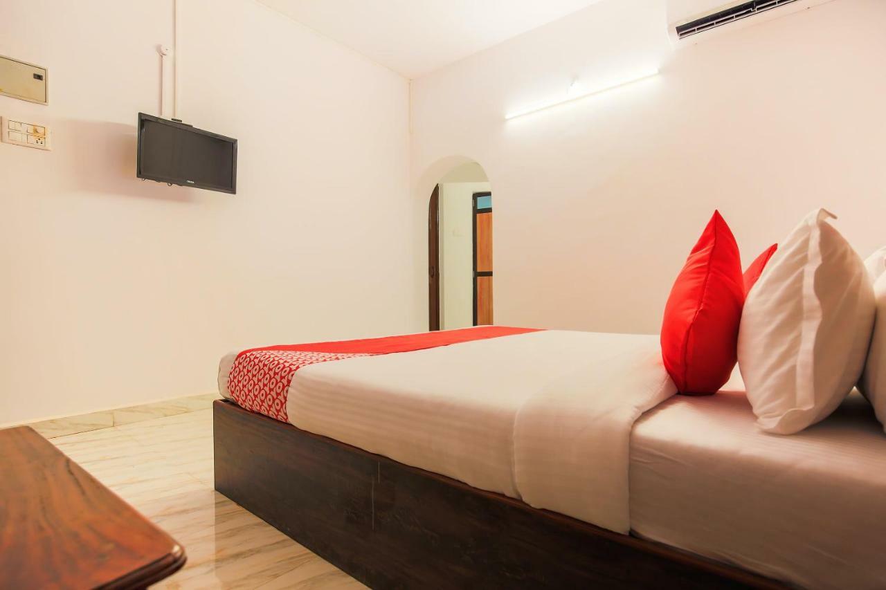 Oyo 16582 Oshin Holiday Care Hotel Мадгаон Екстериор снимка
